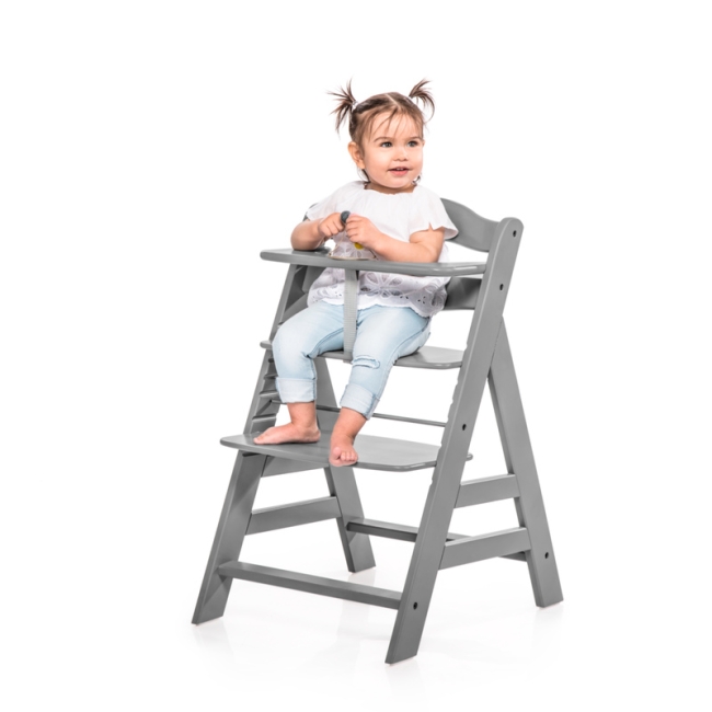 საბავშვო ხის სკამი Alpha+. შესაძლებელია გამოყენება 0 თვიდან Alpha Bouncer 2 in 1 კომბინაციაში. ნაცრისფერი